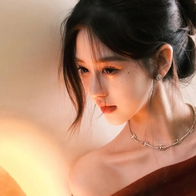春花娇美可人儿