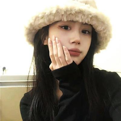 明天,我会成为谁的女友